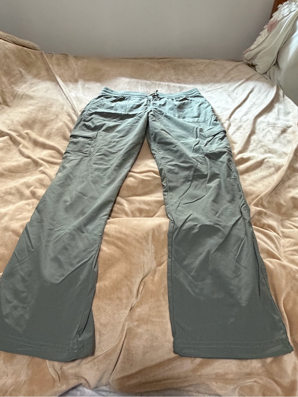 Kuhl Men's Olive Green Cargo Pants - Comfortable Utility Style Large Regular